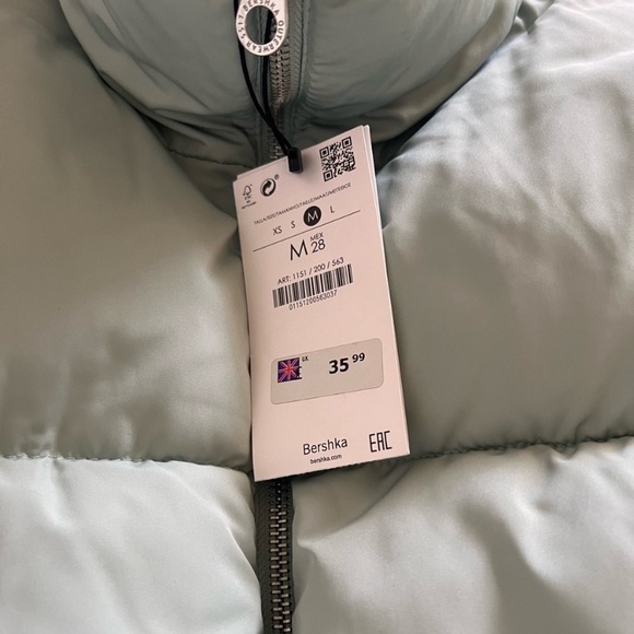 SOLD sage green puffy crop jacket - Picture 3 of 5